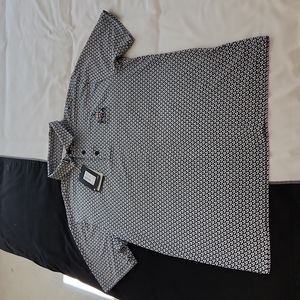 UNDER ARMOUR NWT men's Golf Shirt